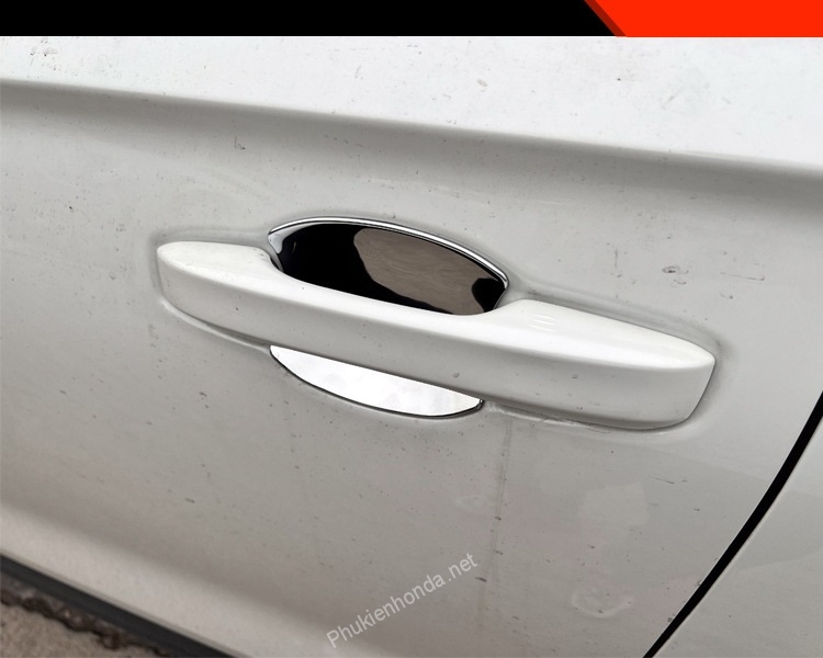 chen_cua_honda_crv_2023