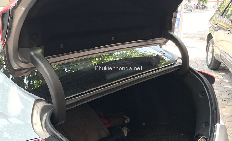 op_nhua_cop_sau_honda_civic_2022