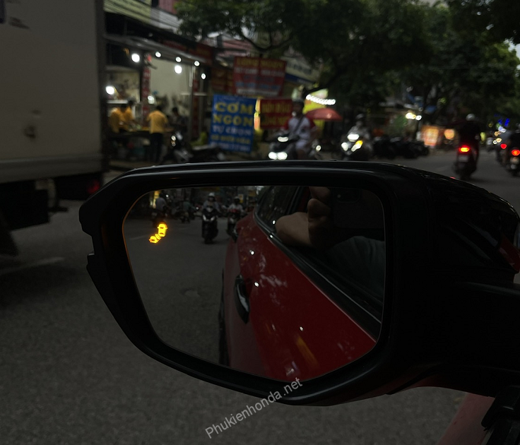 canh_bao_diem_mu_honda_civic