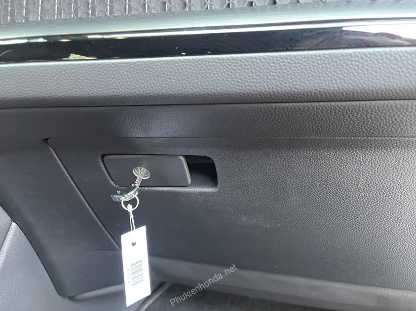 khoa_hop_dung_gang_tay_honda_crv_2024