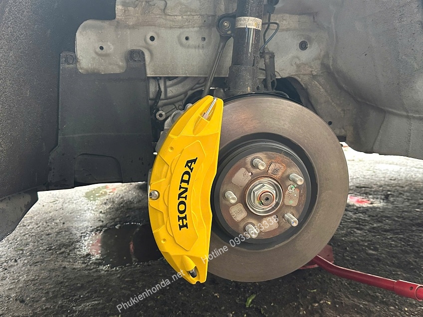 op_phanh_brembo_cho_crv_rs