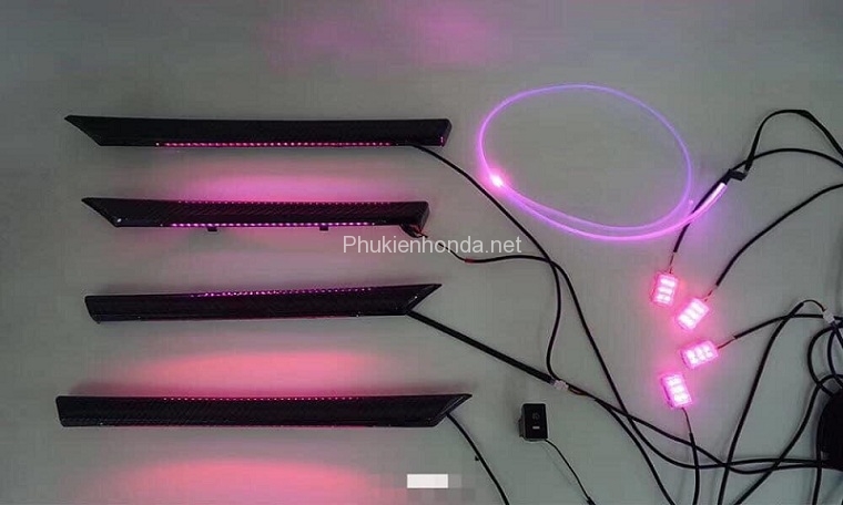 led_noi_that_civic_2020