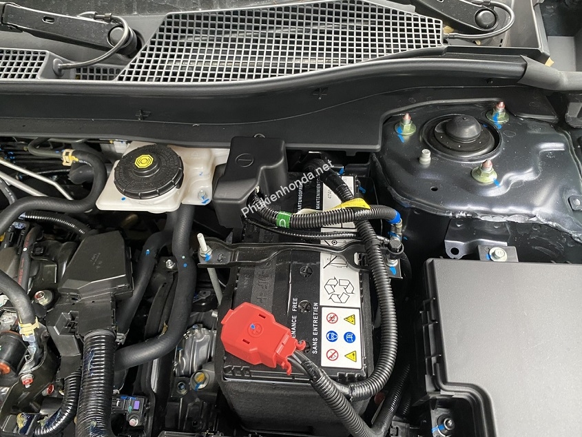 chup_cuc_am_ac_quy_crv