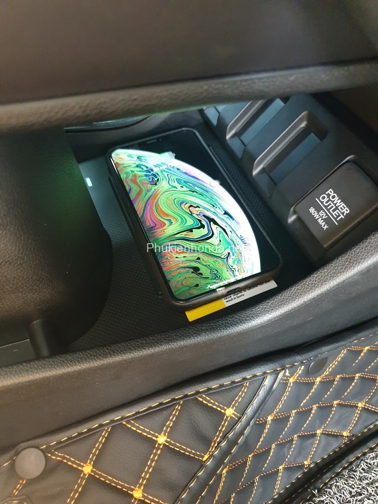 sac_dien_thoai_khong_day_honda_hrv_2018