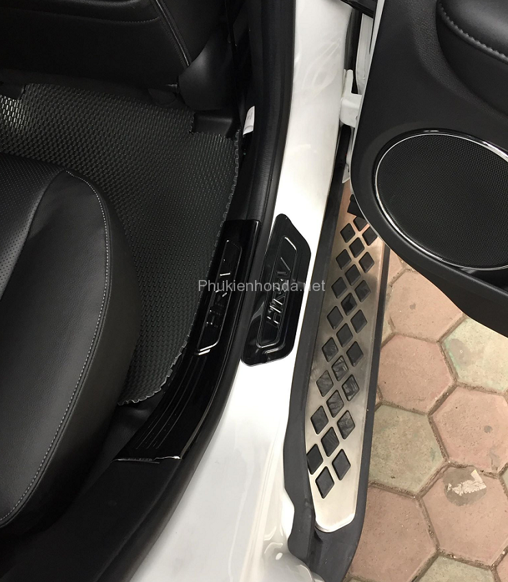 op_bac_chong_xuoc_honda_hrv_1