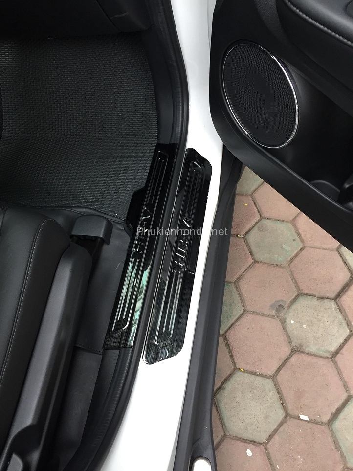 op_bac_chong_xuoc_len_xuong_honda_hrv_2019