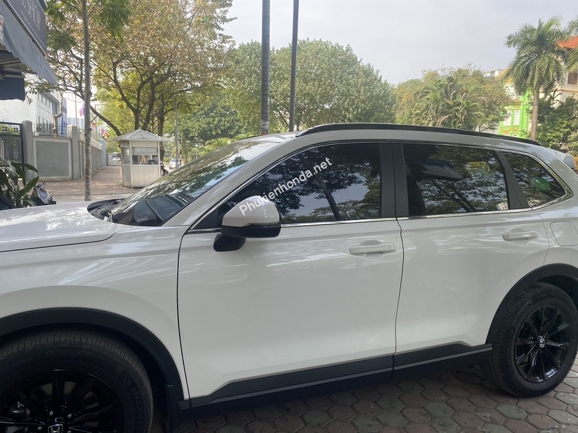 gia_noc_den_cho_crv_2024