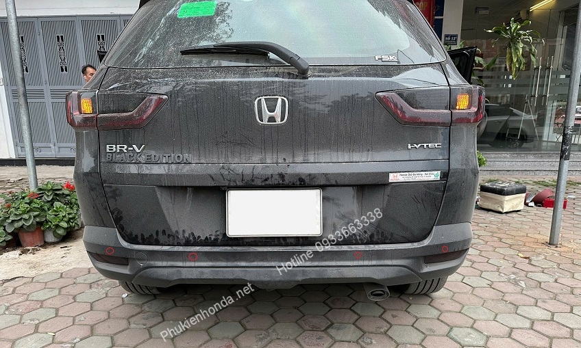 cam_bien_8_truoc_honda_brv