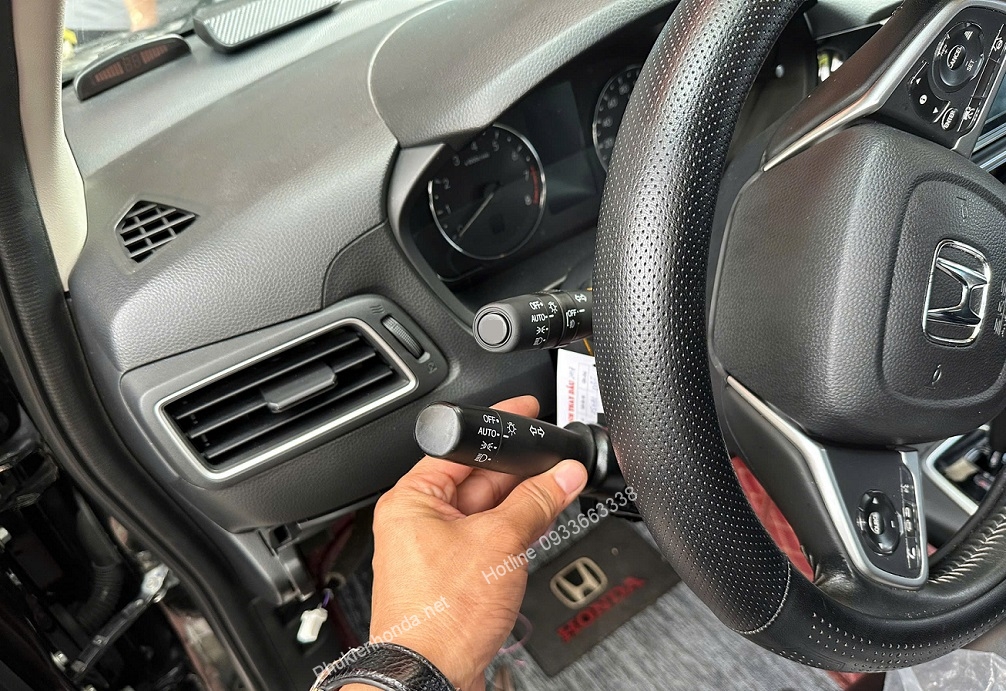 cong_tac_den_honda_brv