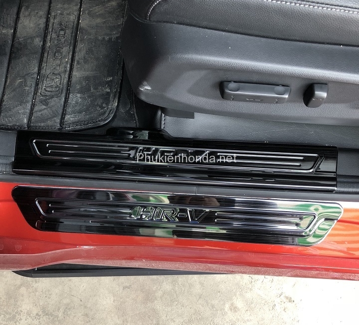 op_bac_buoc_chan_honda_hrv_2