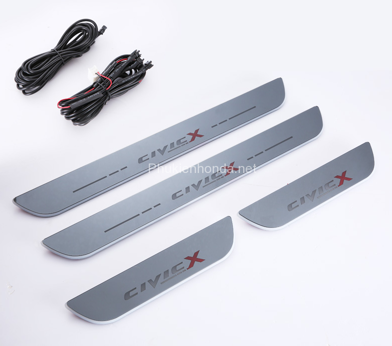 nep_buoc_chan_co_den_civic_4