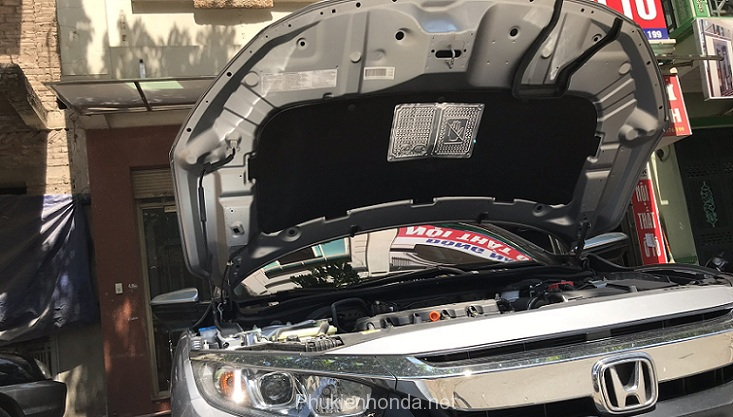 tam_cach_nhiet_capo_honda_civic_2020