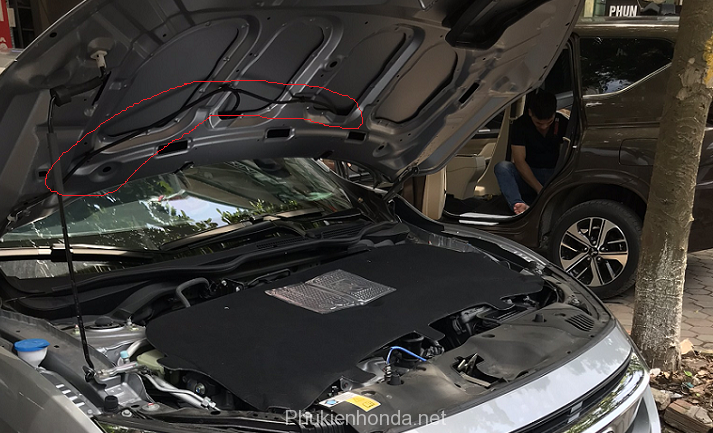 tam_cach_nhiet_civic