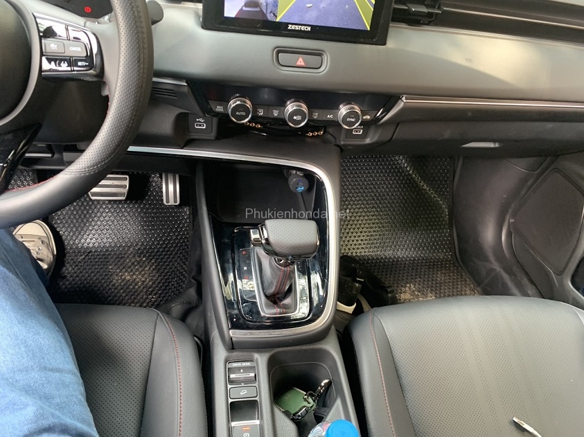 tay_nam_can_so_honda_hrv_24