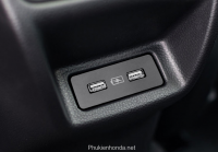 Thêm cổng sạc điều hòa sau cho Honda Civic 2022- 2025